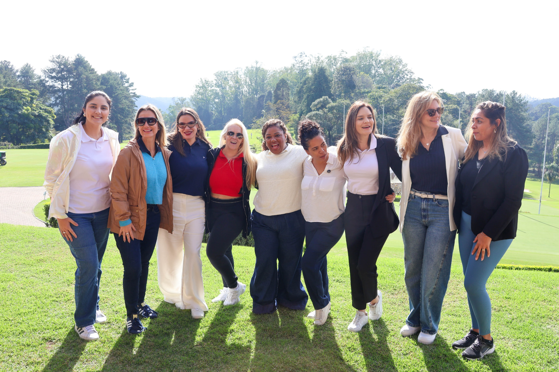 Mulheres empreendedoras reunidas no Golf Club da PL